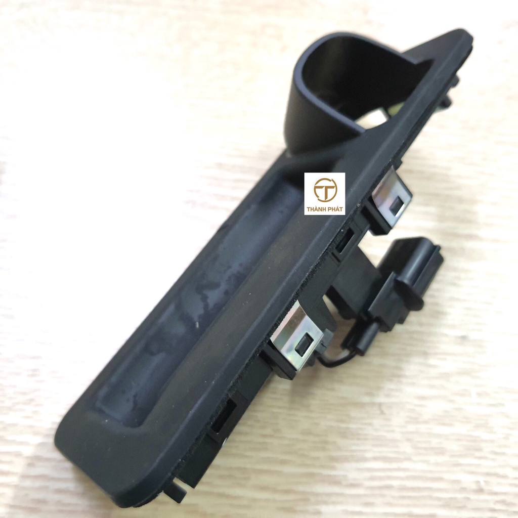 CÔNG TẮC MỞ CỐP SAU HYUNDAI ELANTRA 2016,ACCENT 2019