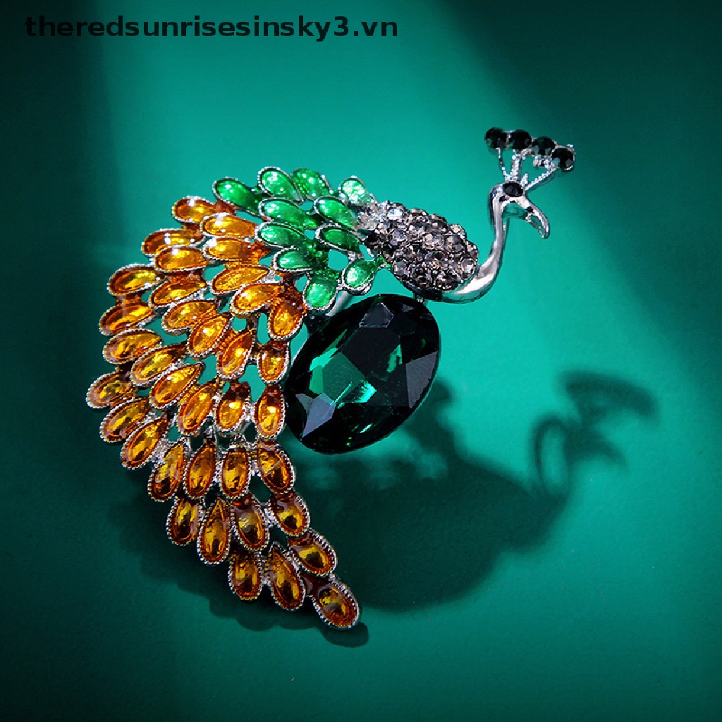 Ghim Cài Áo Hình Con Công Đính Đá Sang Trọng