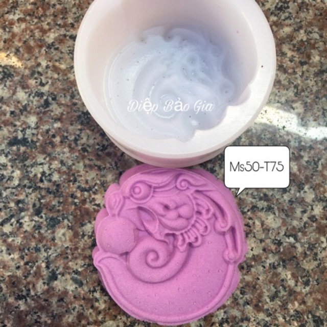Khuôn cốc 2d rồng trơn