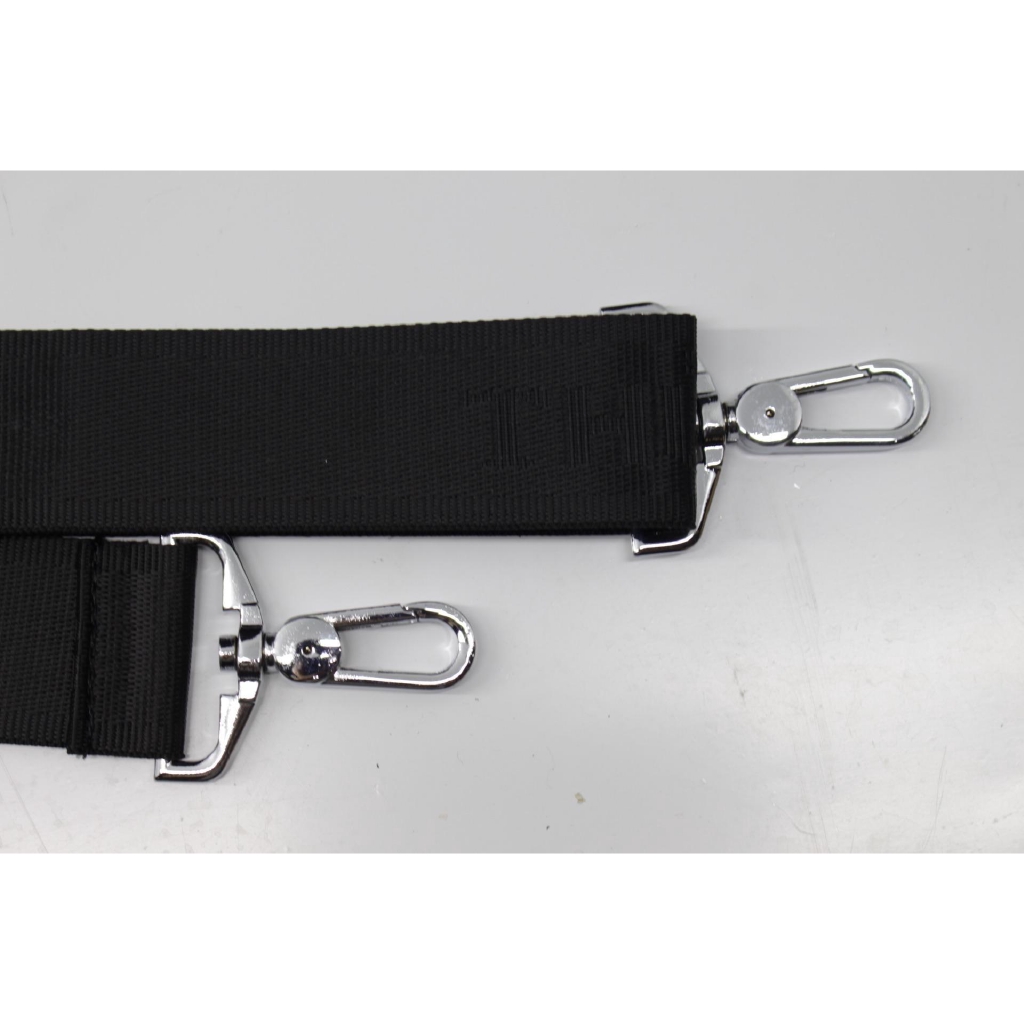 [Hàng nhập khẩu] CẶP CÔNG SỞ VẢI DÙ THỦ ĐÔ VÀNG C-195 SIZE TO ( Đen ) | BigBuy360 - bigbuy360.vn