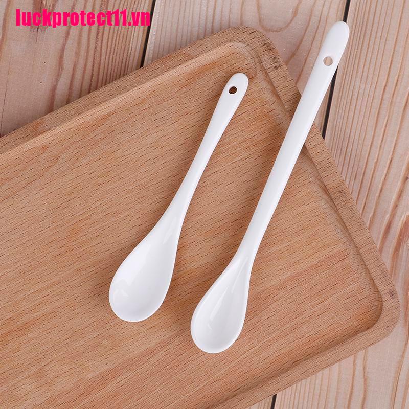 Muỗng Sứ Cuộn Dài Thiết Kế Độc Đáo