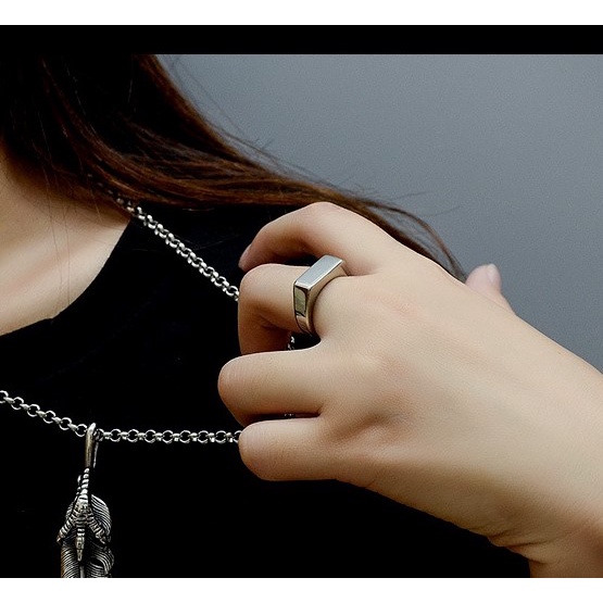 Nhẫn titan mặt chữ nhật phẳng 7mm màu trắng không gỉ