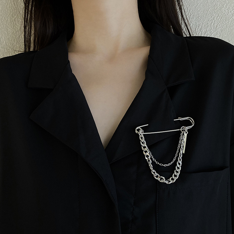 Ghim cài áo có mắc xích bằng kim loại phong cách retro