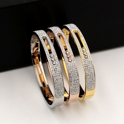 Vòng Tay Nữ Đính Xoàn Titan Ko Đen TT 3529