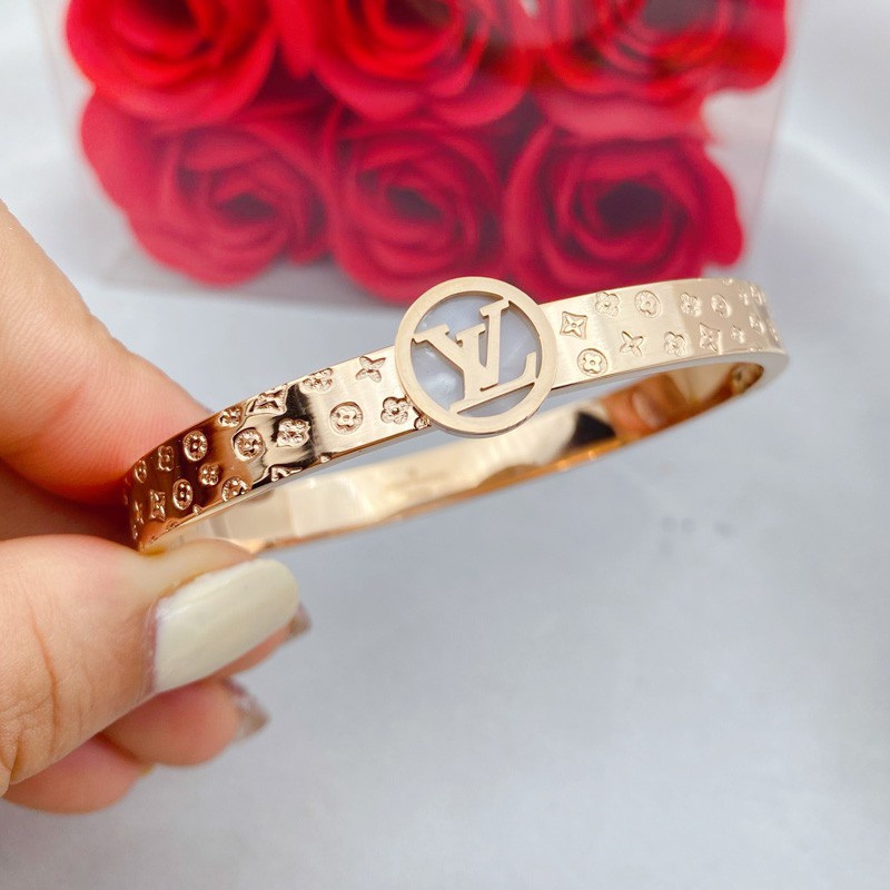 Vòng Tay Thép Titan Mạ Vàng 18K Cao Cấp Thời Trang Cho Nữ