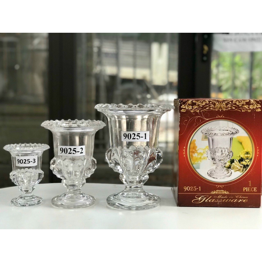 Ly thủy tinh cắm phật thủ, Ly thủy tinh cắm hoa.