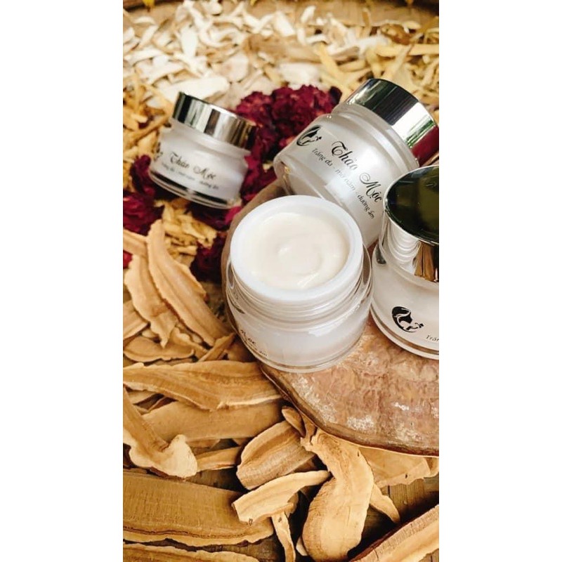 KEM DƯỠNG DA THẢO MỘC HANDMADE