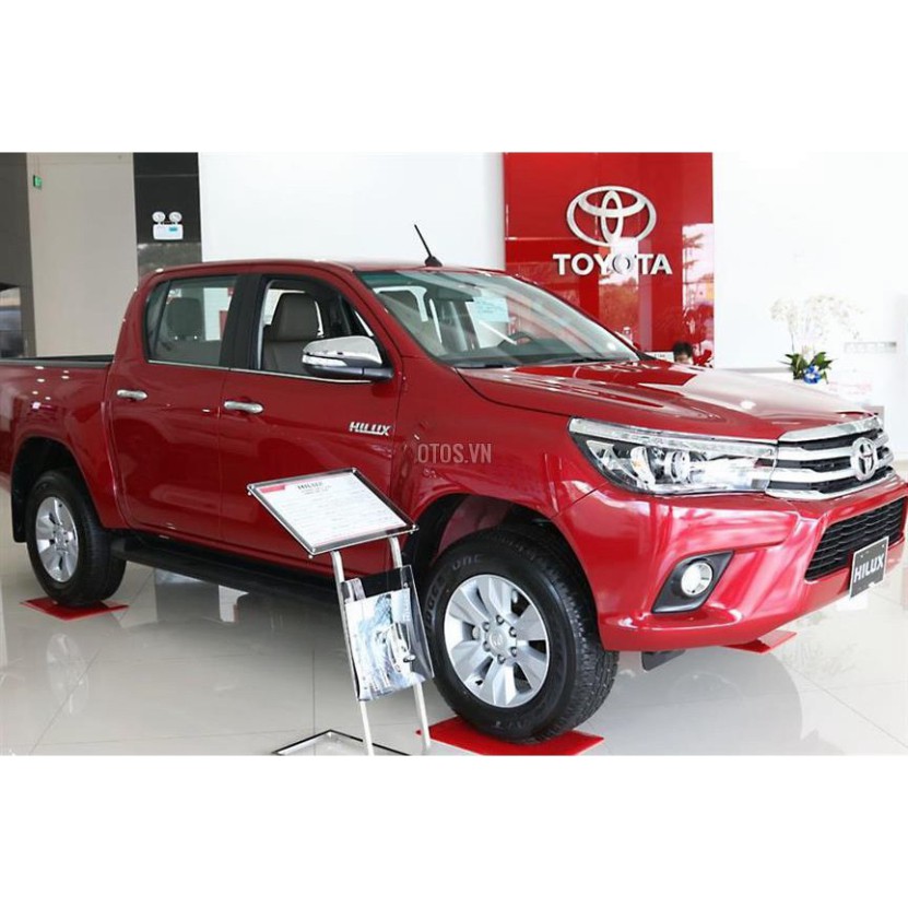 Sản Phẩm Logo chụp mâm, ốp lazang bánh sau xe ô tô Toyota Hilux đời từ 2016 đến 2020 (Đường kính 14cm, cao 4cm) - TY-290