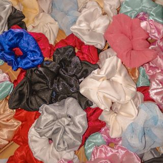 SRCUNCHIES ( CỘT TÓC ĐEO TAY )
