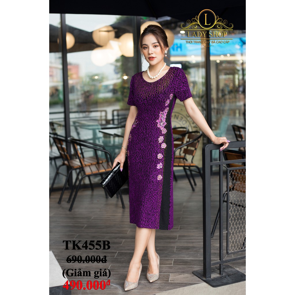 ĐẦM SUÔNG QUÝ BÀ CAO CẤP ĐẦM TRUNG NIÊN- LADYSHOP - Đầm suông nhũ dây lá đỏ sườn thêu hoa đá TK455