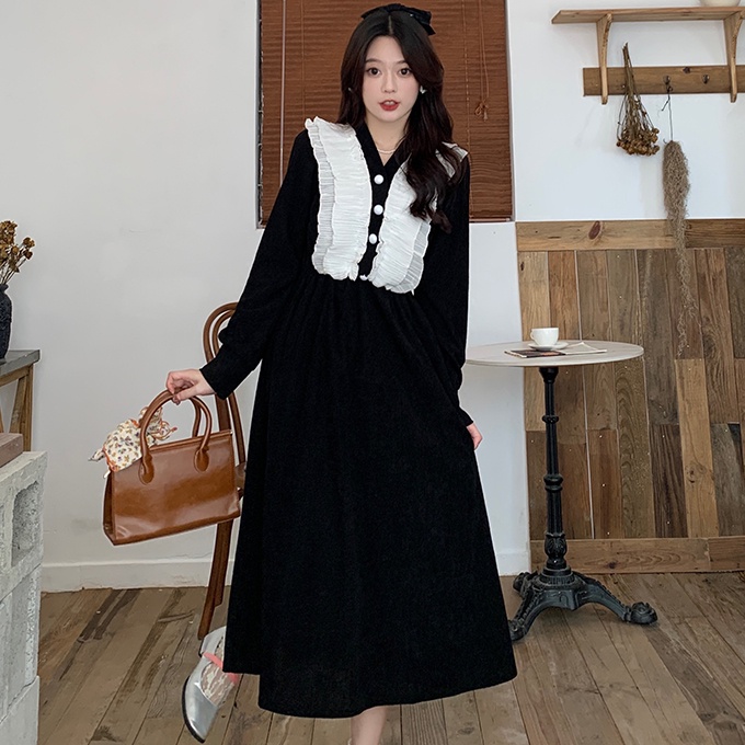 Đầm Nhung Tay Phồng Dài Phối Ren Thời Trang Thu Đông Kiểu Mới Cho Nữ