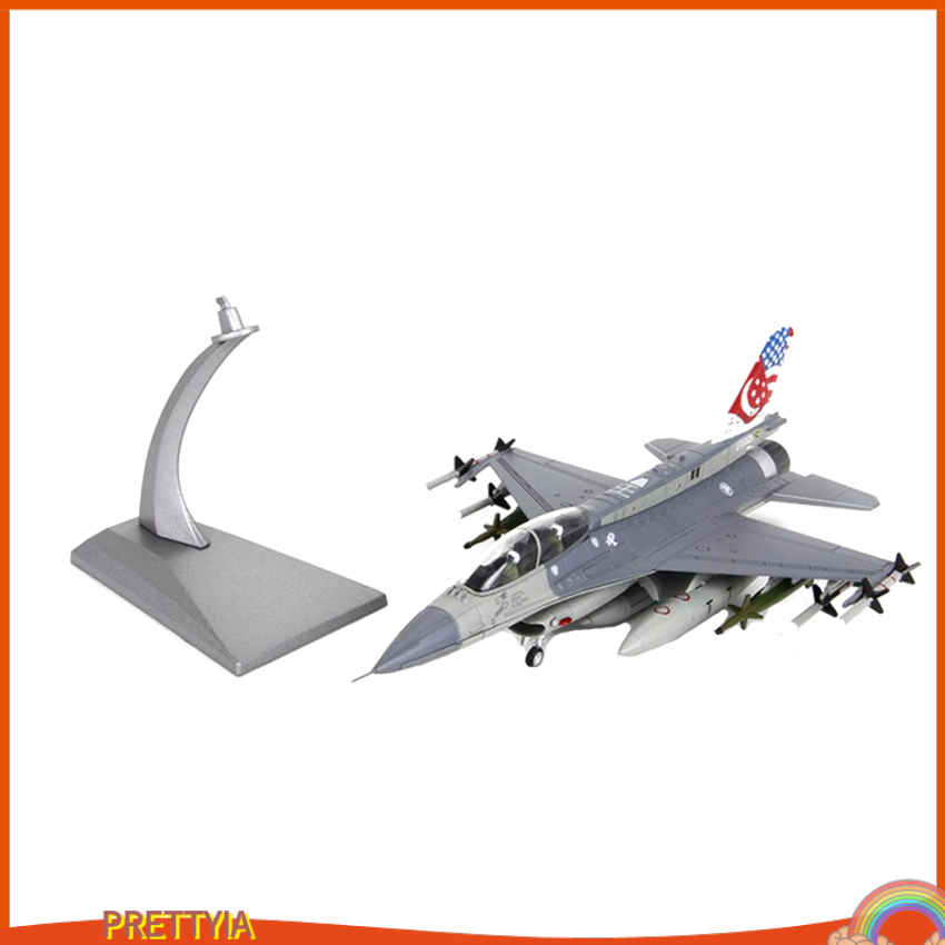 Đồ trang trí Máy Bay Chiến Đấu F16D Falcon Cỡ 1 / 72