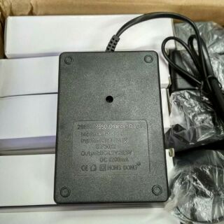Bộ sạc 2 pin 18650