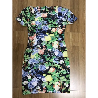 Đầm xuất xịn 280k lẻ size sale 180k
