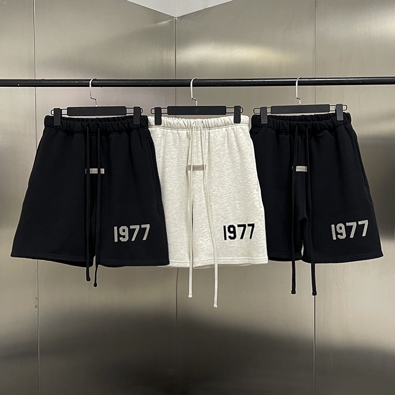 Quần Short Fear Of God Essentials 1977, Quần đùi FOG 1977, Chất liệu Cotton, 2 màu đen, Kem BapeVN