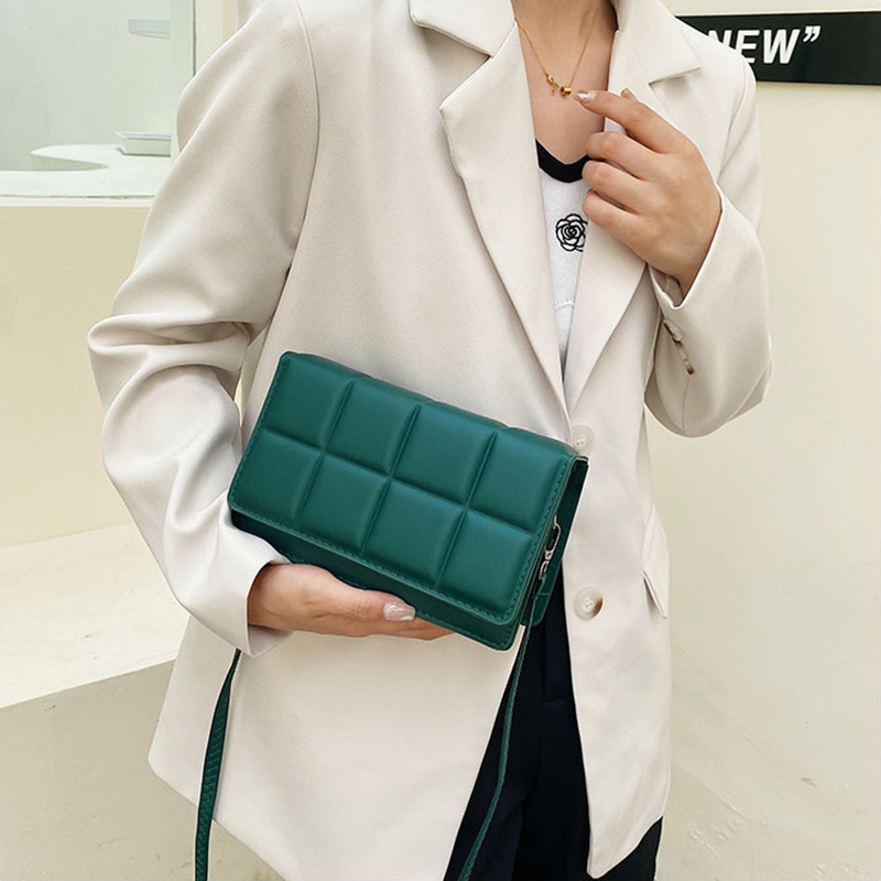 Túi đeo chéo IELGY màu sắc thời trang dành cho nữ