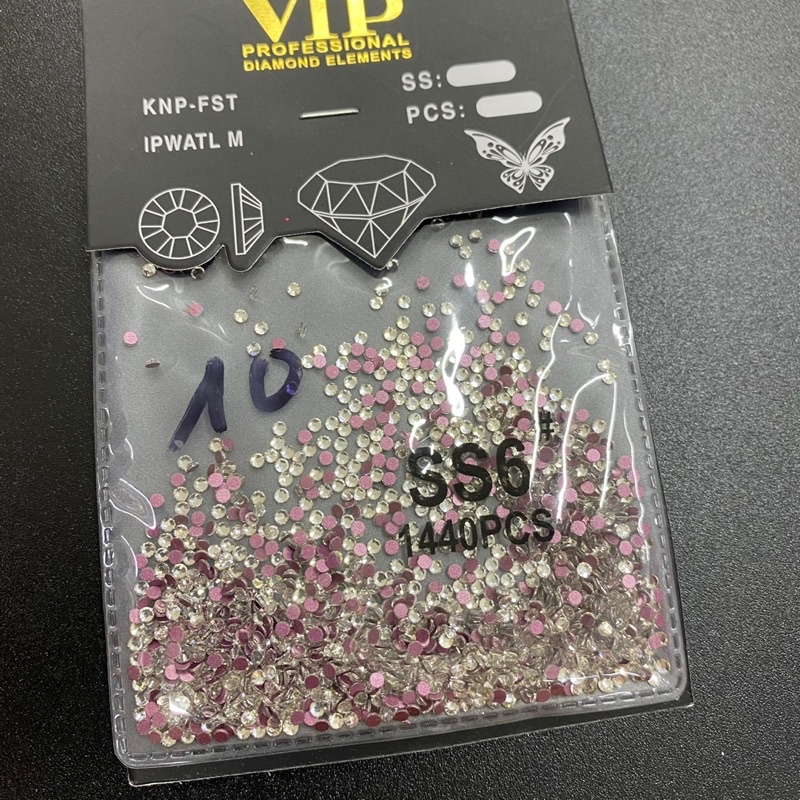 Đá tiệp trắng chân hồng