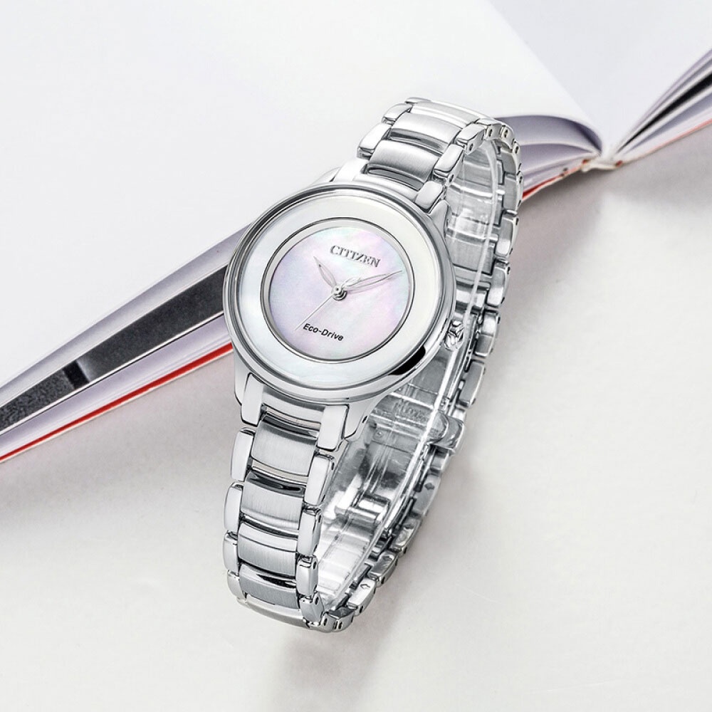 Đồng Hồ Nữ Citizen Dây Thép Không Gỉ EM0380-57D - Mặt Xà Cừ (Sapphire)