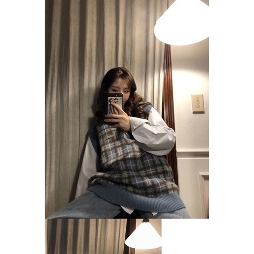 Áo Gile Xanh Kẻ Ulzzang  Phong cách Hàn Quốc Quảng Châu loại 1 Ảnh Thật Phía sau ,chất dệt Kim Cổ chữ V mẫu 2021 | BigBuy360 - bigbuy360.vn