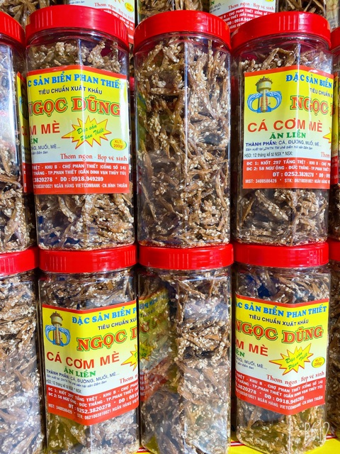 Cá Cơm Mè ( ăn liền ) là món ăn ngon của shop Đặc Sản Biển Phan Thiết NGỌC DŨNG; Hộp 200 gram. HSD 12 tháng