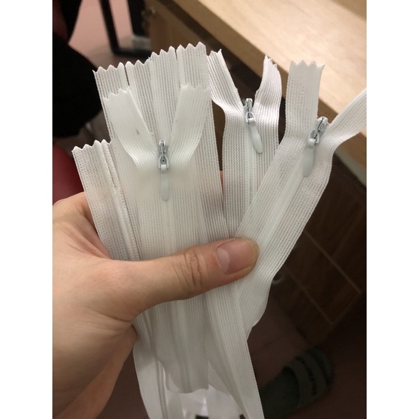 Khoá áo giọt lệ may váy, áo