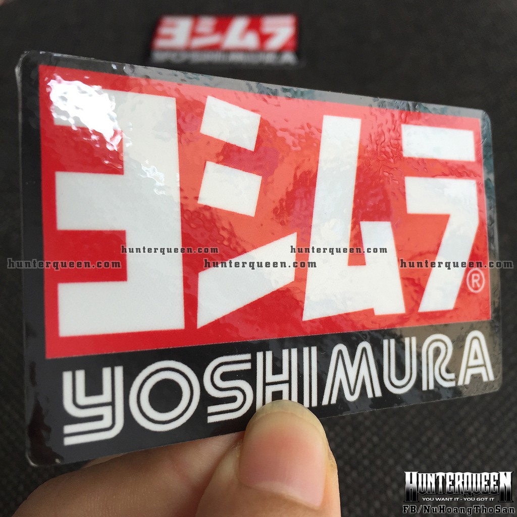 Logo YOSHIMURA[8x5cm] đỏ đen trắng. Hình dán decal siêu dính, chống nước, tem đua trang trí.