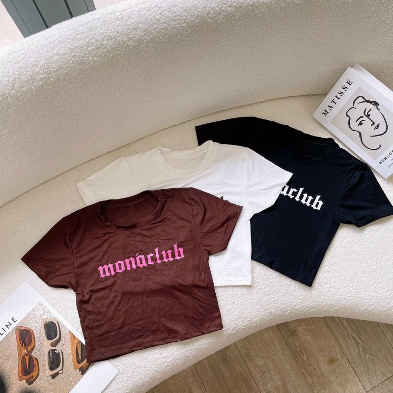 Áo thun croptop in chữ Monaclub
