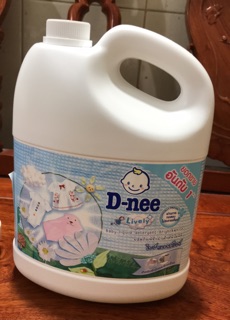 Nước giặt Dnee trắng( Chính hãng Đại Thịnh )