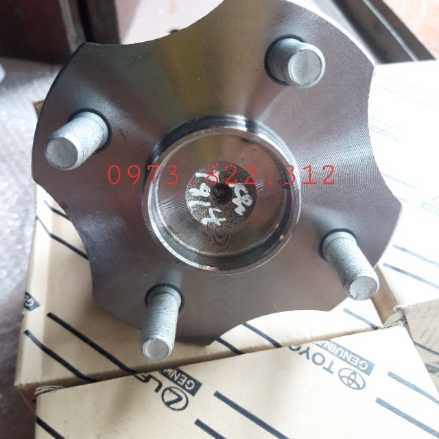 Cụm moay ơ trước Altis 02-07 Xịn