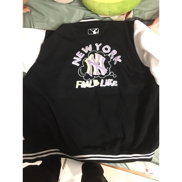 Áo khoác bomber N.YMbikeChất nỉ cottonhàng 1 lớp cổ, tay áo và gấu áo có bo dệt xịnfreesize 55kgphong cách hàn quốc