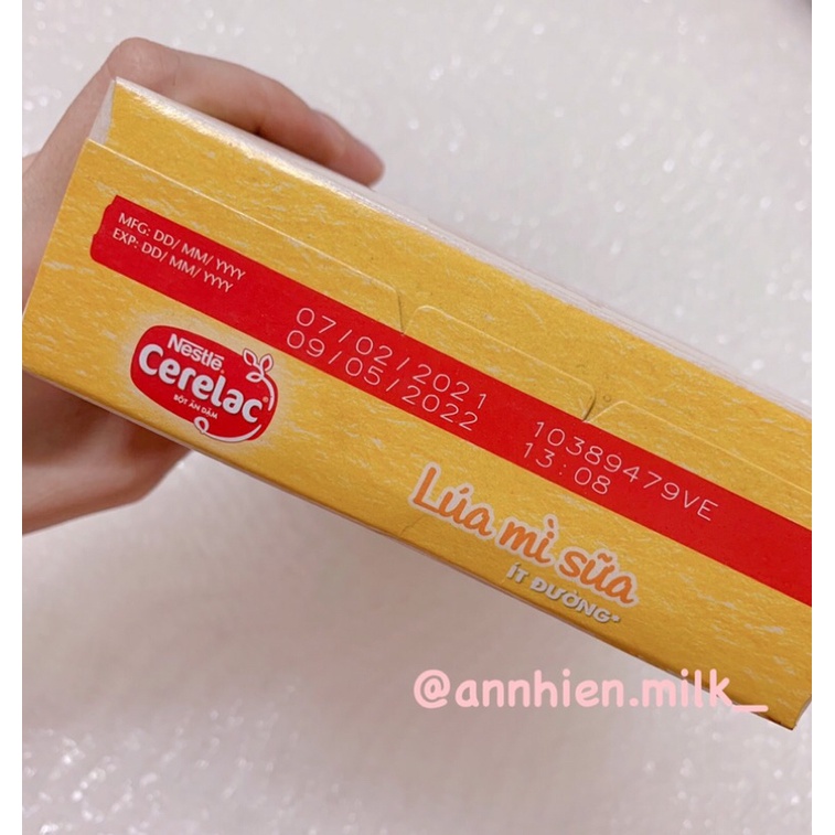 Bột ăn dặm Nestle Cerelac lúa mì sữa - hộp 200g