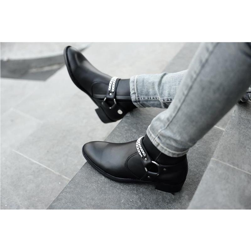 Giày nam Harness Boot chất da bóng nhẹ, trơn nhẵn, đế 4cm, kèm đai xích, kiểu dáng thời trang phù hợp nhiều phong cách