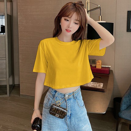 Áo croptop nữ cổ tròn, tay ngắn trơn, form rộng unisex từ 40-65kg mặc đẹp