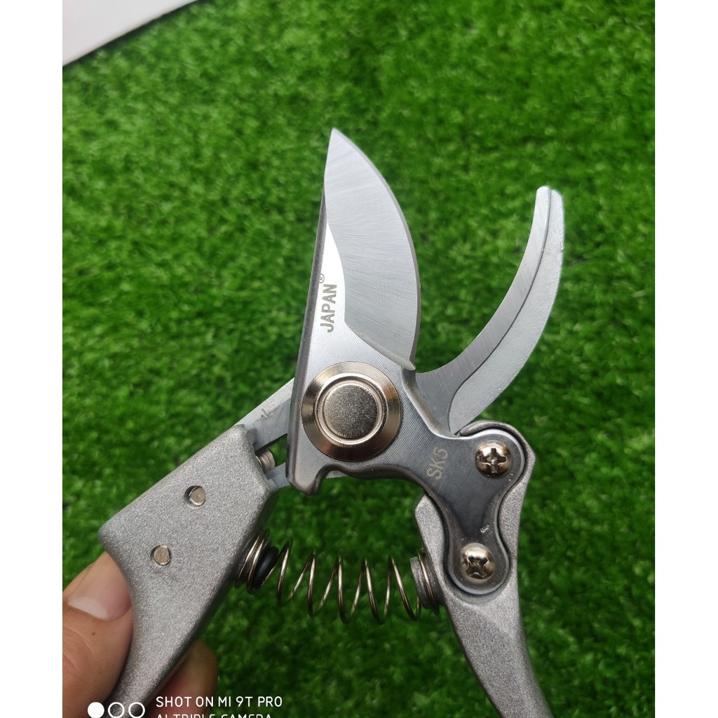 Kéo cắt cành cây, kéo tỉa cây cảnh cây ăn quả JAPAN thép Sk5 siêu Sắc