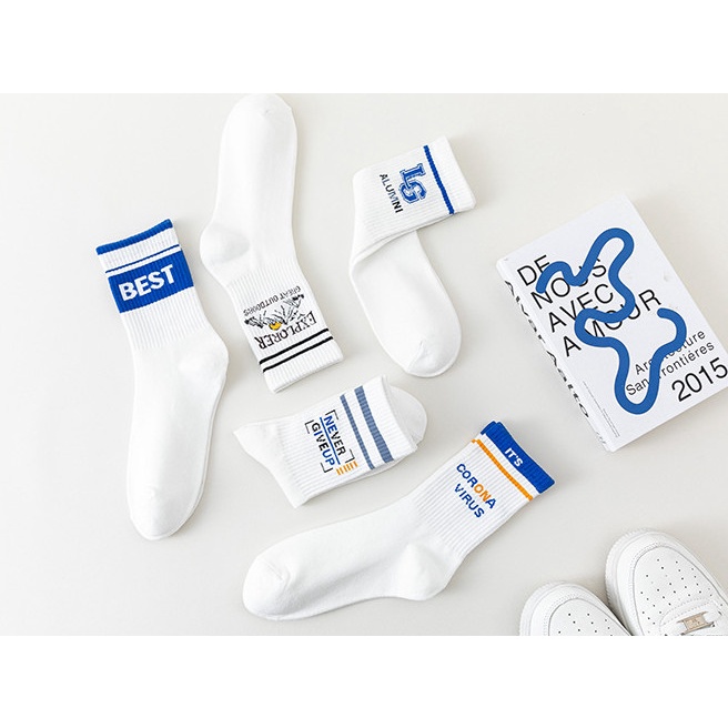 Vớ cotton cao cổ thể thao Nam Nữ phong cách trẻ trung, cá tính, năng động.