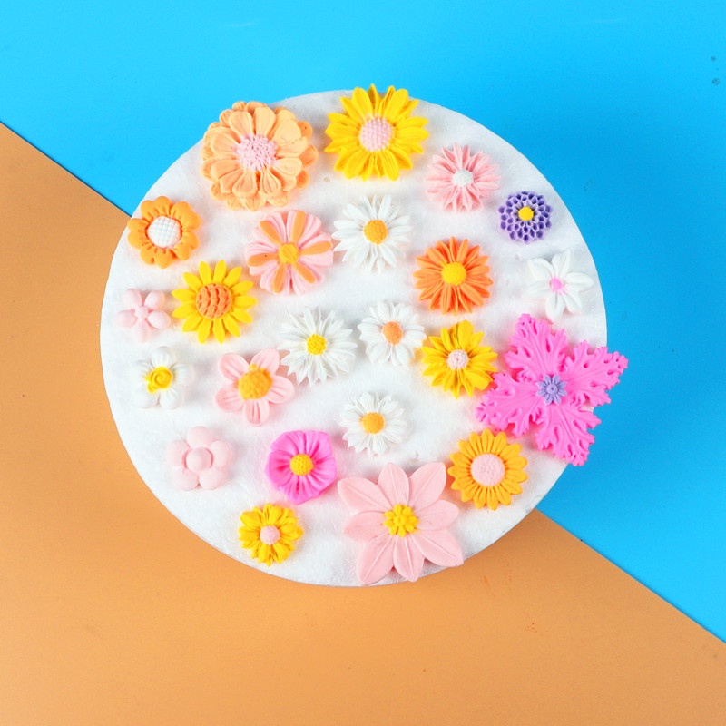 Khuôn Silicone Làm Bánh Hình Hoa Cúc Xinh Xắn