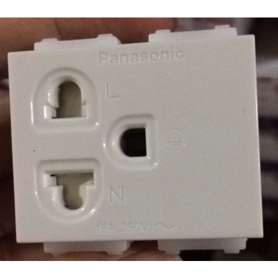 Hạt công tắc ổ cắm Panasonic