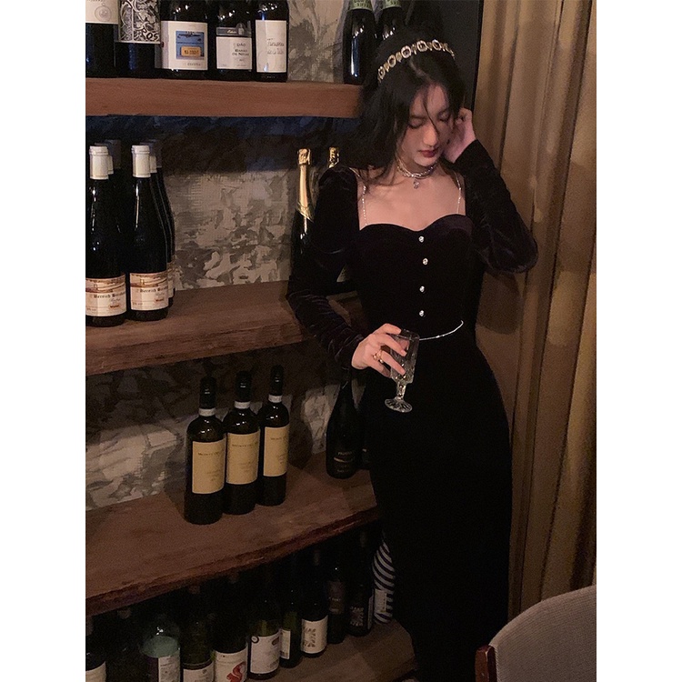 Váy tay dài nhung đen dáng dài xẻ đùi 8/5