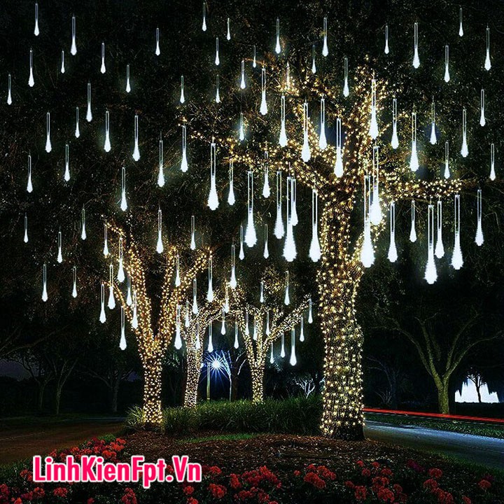 Đèn LED Sao Băng 8 Ống Trang Trí Sáng Trắng