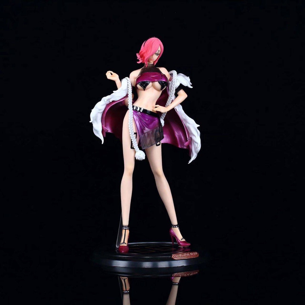 Đồ trang trí Đồ Chơi Nhân Vật Vinsmoke Reiju Trong One Piece