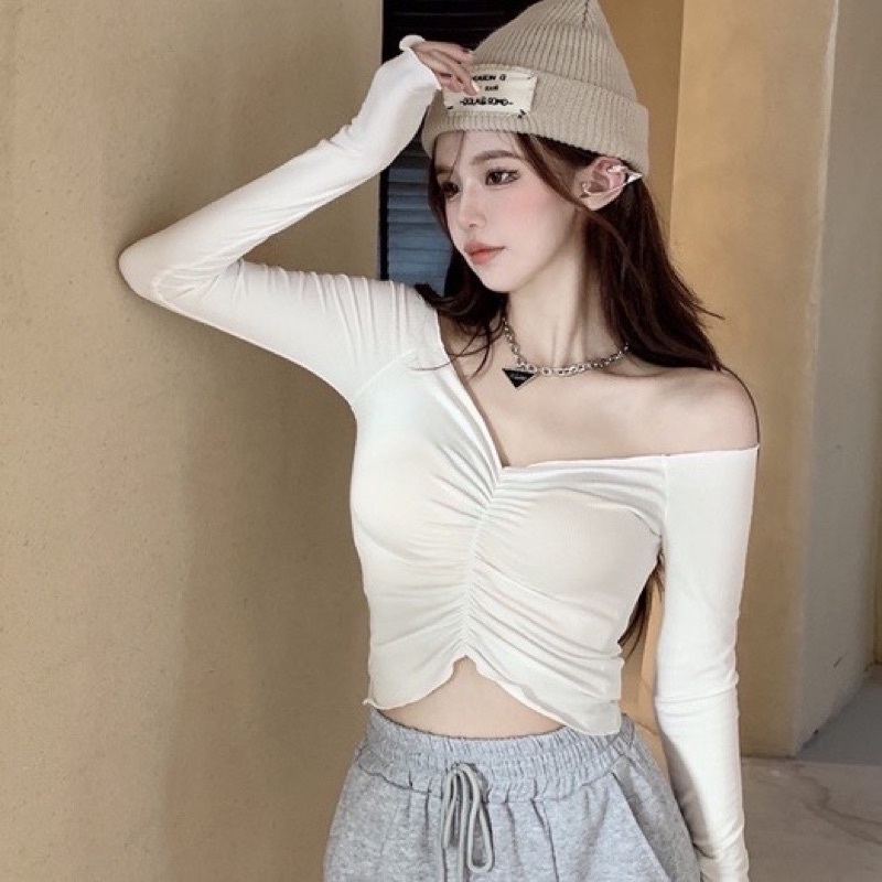 Áo tay dài trễ vai cropptop xinh