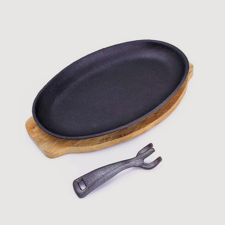 Chảo gang oval chống dính cao cấp (20*27cm)