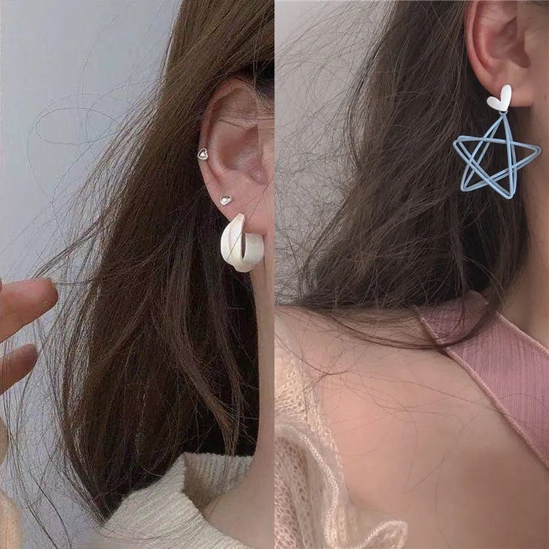 Khuyên tai nữ kiểu dáng xinh xắn hợp thời trang