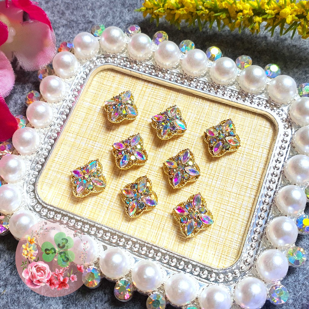 Mã CR181 - CR188 . Charm kim loại đính đá trang trí móng siêu xinh.
