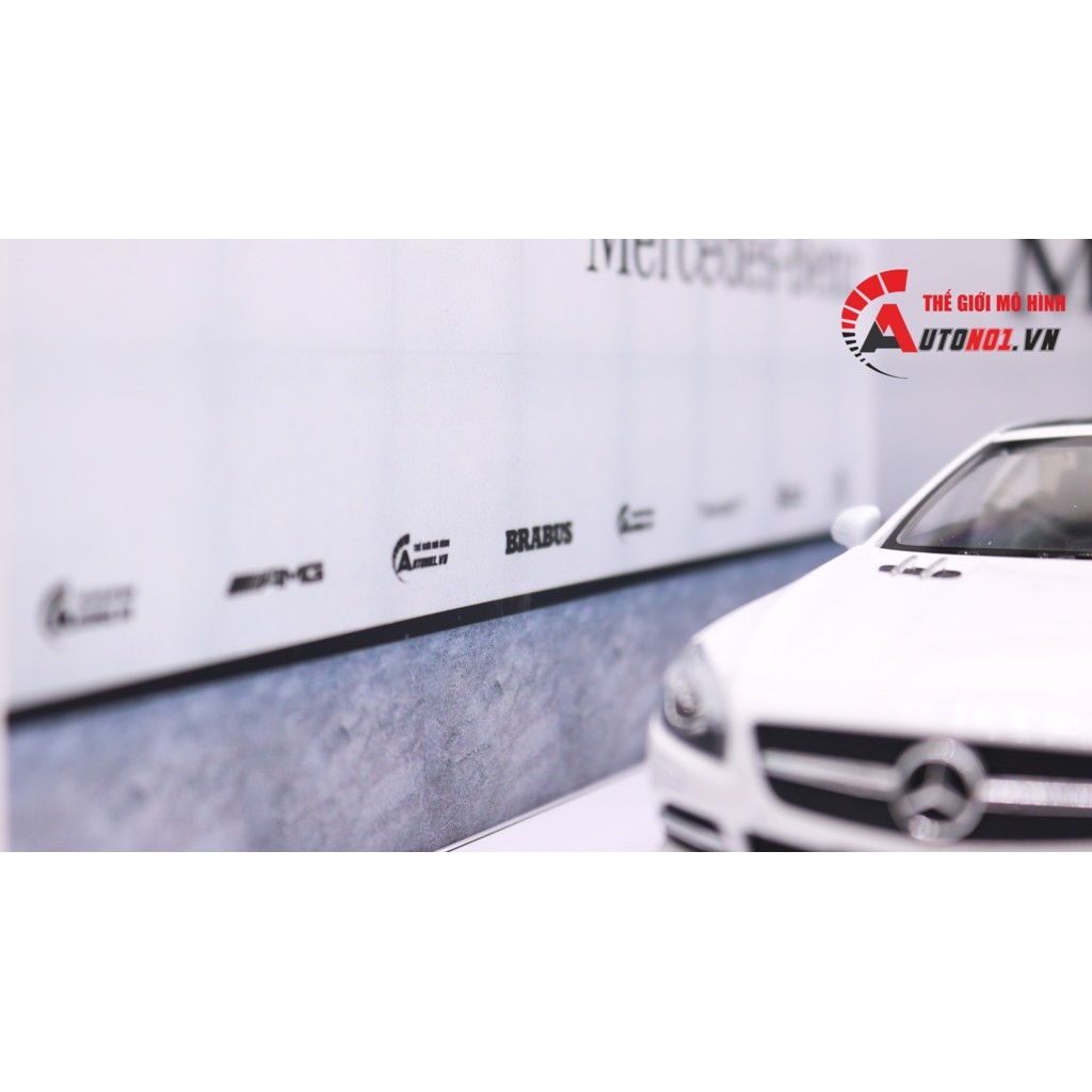 DIORAMA DECOR SHOWROOM MERCEDES 35X25X15CM 1:24 PK101