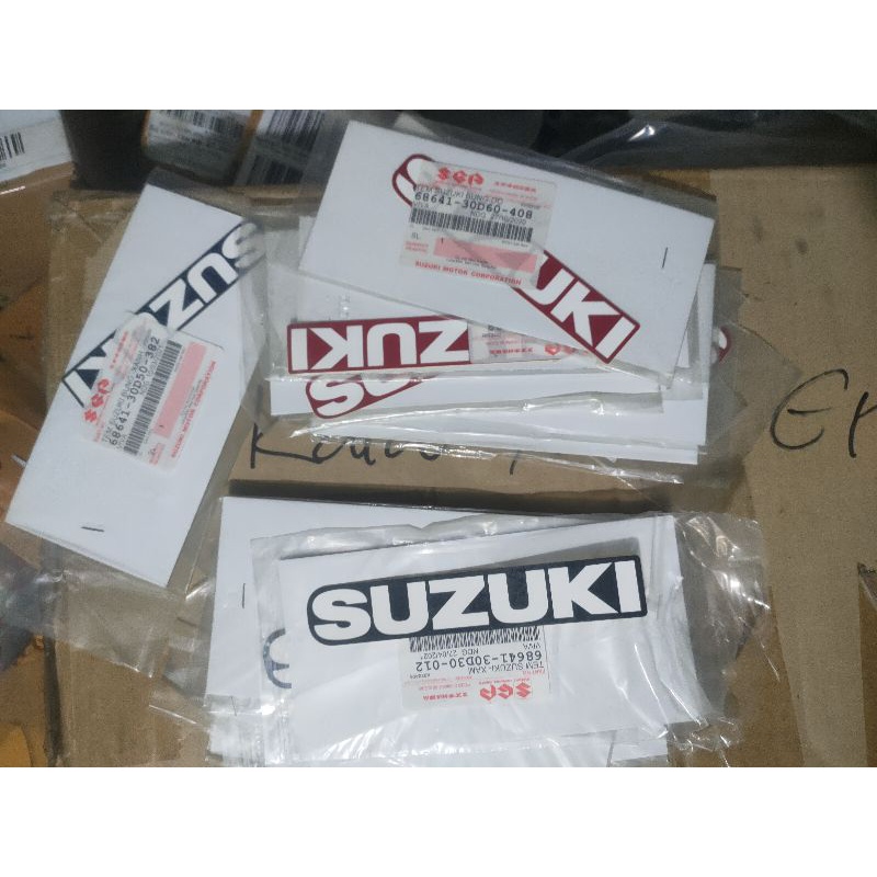 Tem chữ suzuki