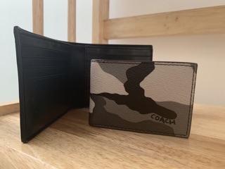 Ví coach nam camo mới chưa onweb