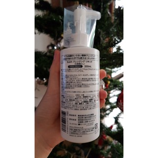Dung dịch tẩy trang Chifure Cleasing Liquid 200ml