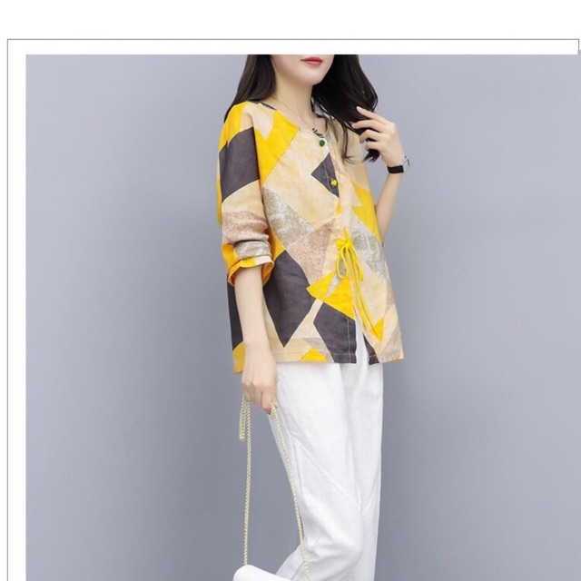 Sét bộ phong cách mới lạ áo cúc và tạo điểm nhấn thắt eo đẹp lạ mắt tôn lên phong cách mới lạ , quần chất xô đẹp dáng ch