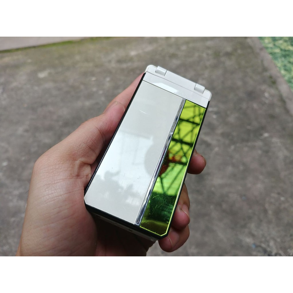 Điện thoại NEC N-02B màu trắng